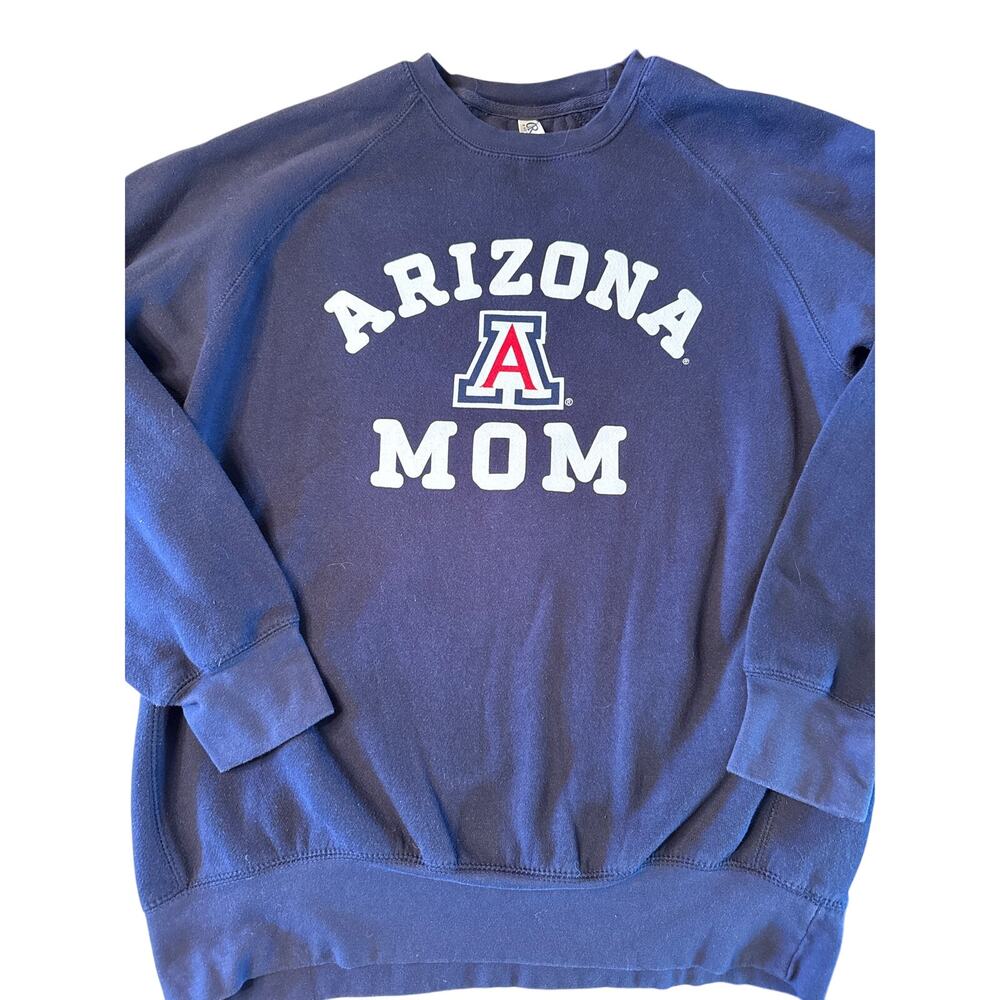University of Arizona sweatshirt “Mom” - medium M